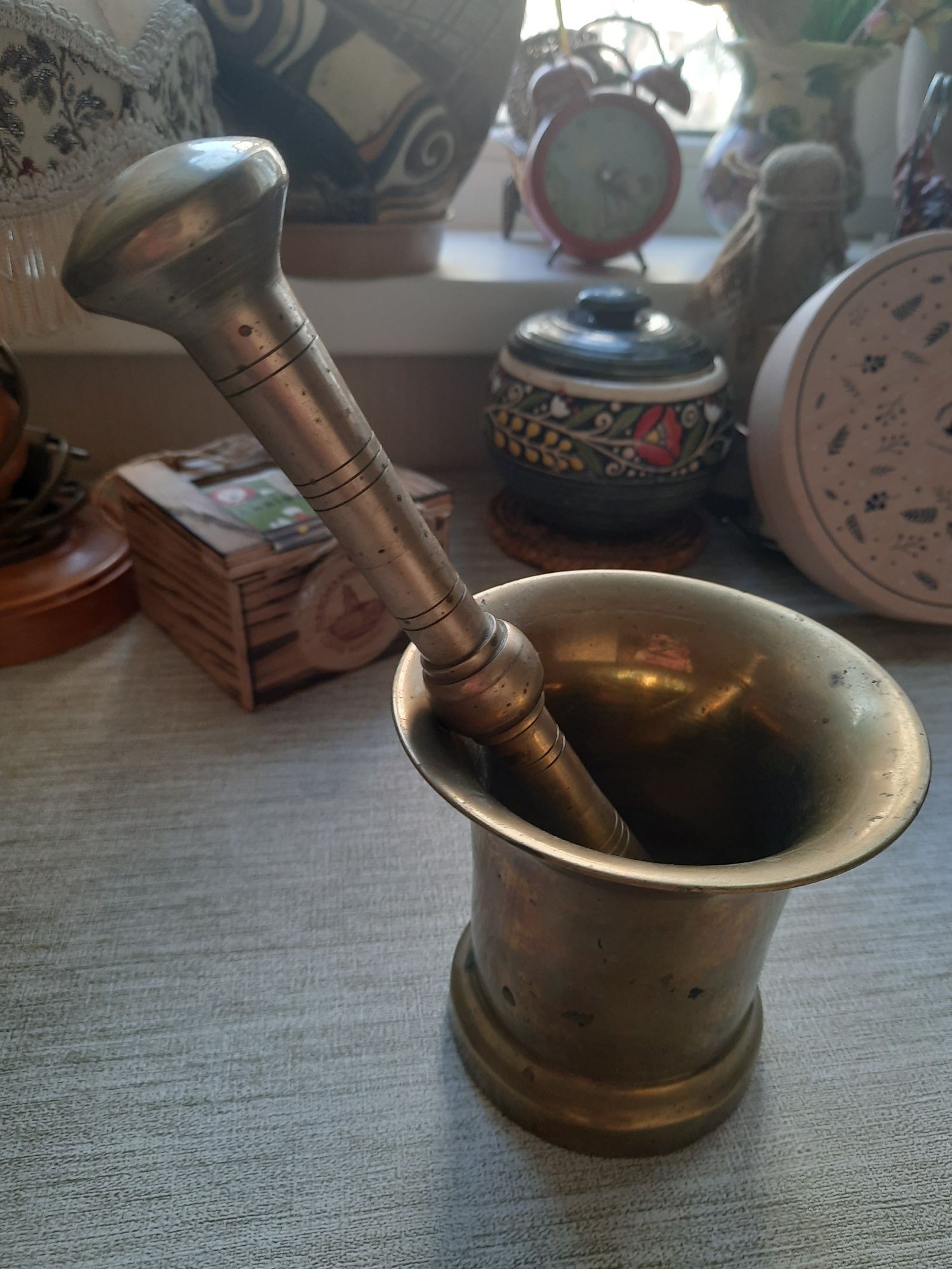 Старинная ступка с пестиком ( бронза или латунь)