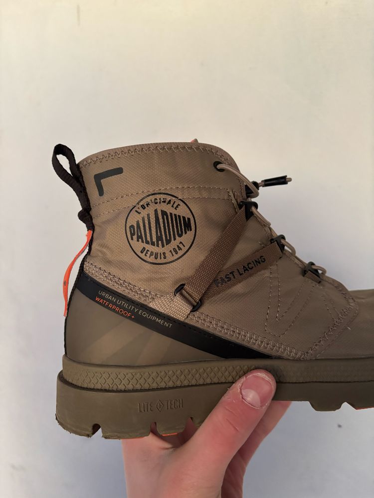 Кросівки Palladium Pampa travel Lite+
