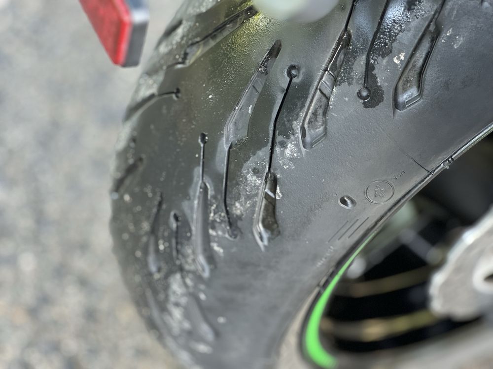 KAWASAKI GTR 1400 Akrapovic Kufry Szyba