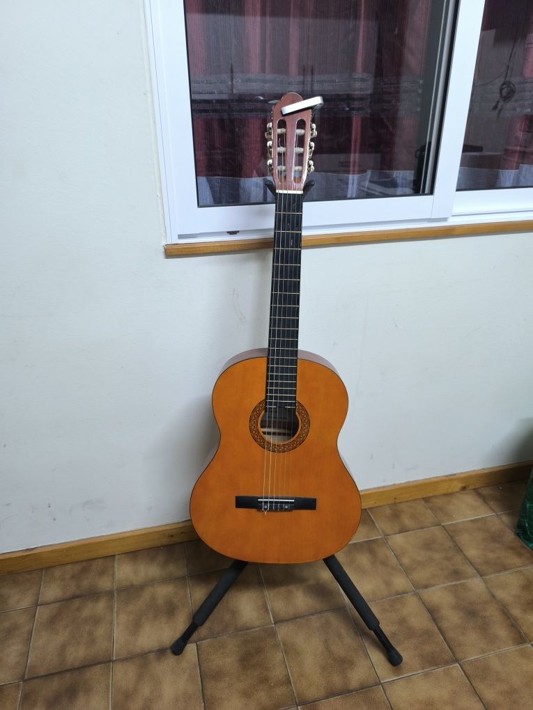 Guitarra + Teclado