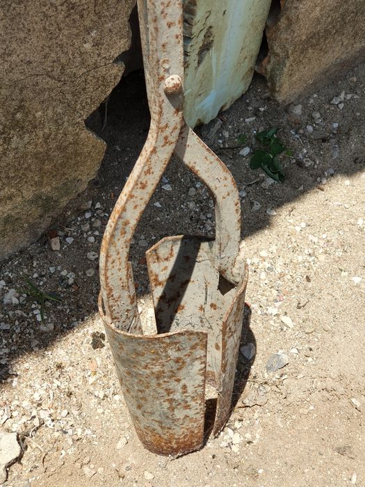 Cavadeira (Abre Buracos) em Aço
