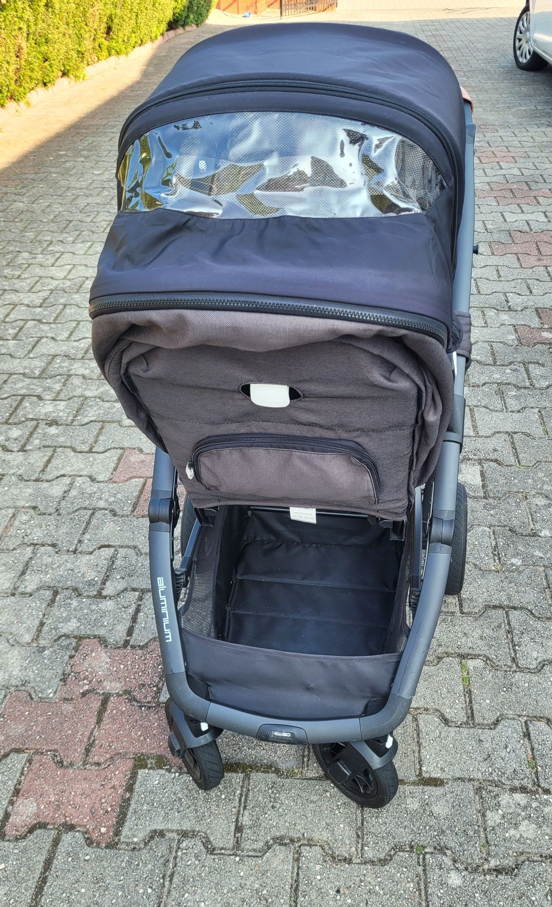 Wózek dziecięcy spacerówka + nosidełko EasyGo Optimo