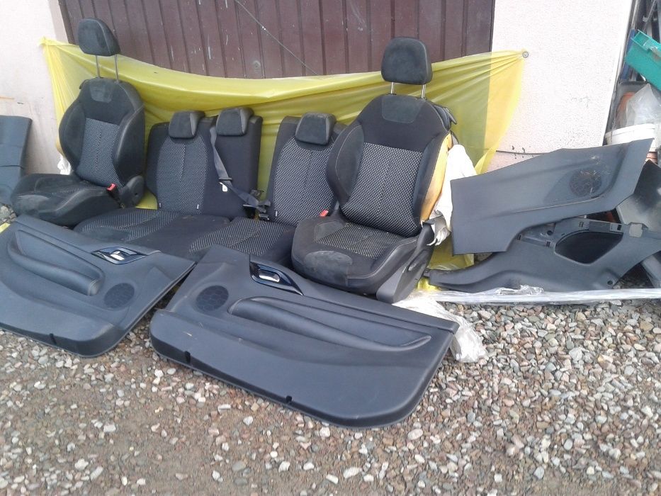 Citroen DS3 Komplet Foteli Boczków do Przeróbki Van Vana Pasy Komplet
