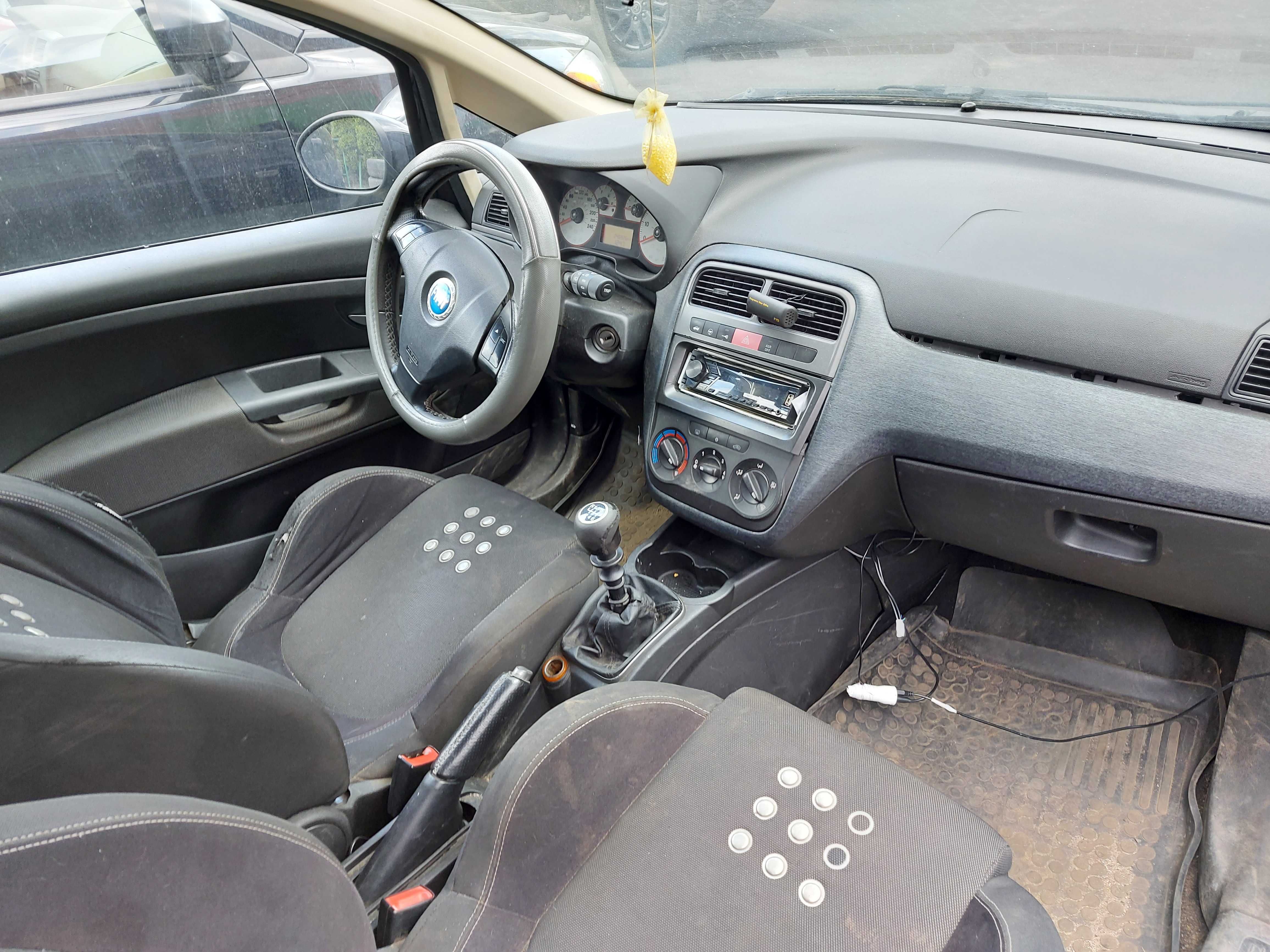Fiat Grande Punto 891/B zderzak tylny 3D FV transport/dostawa