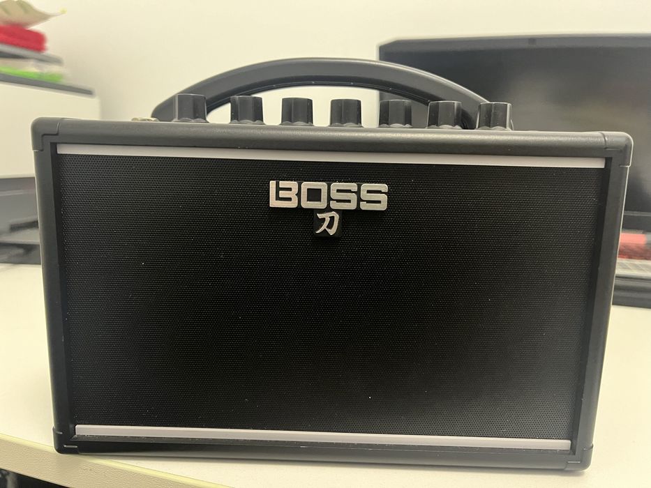 Boss katana mini amp