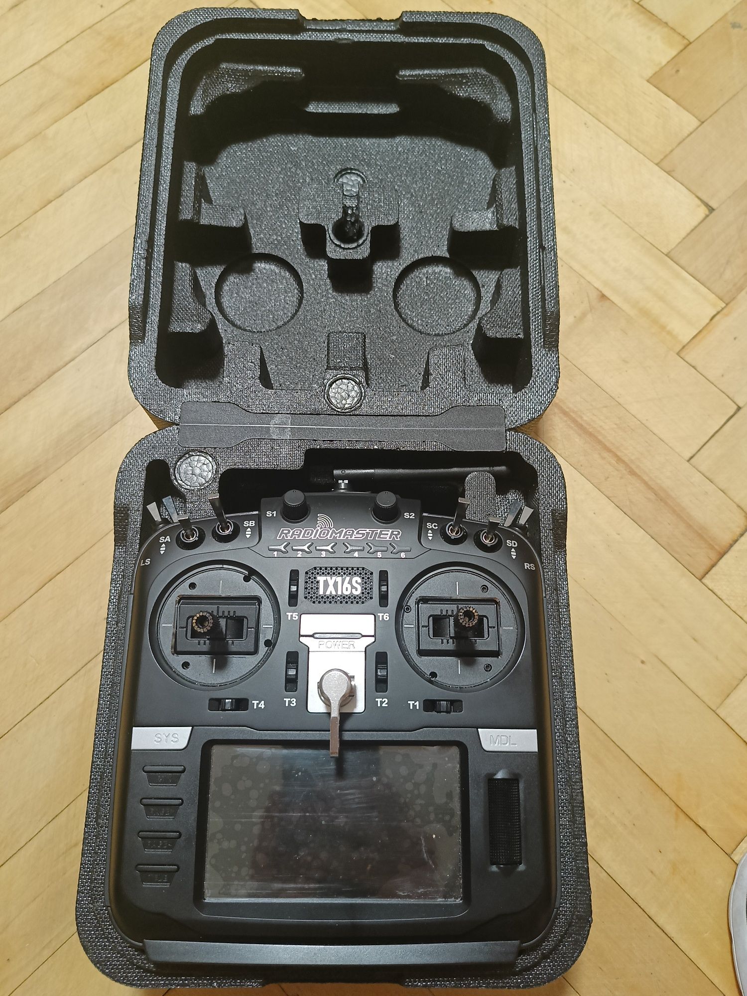 Пульт керування RadioMaster TX16S