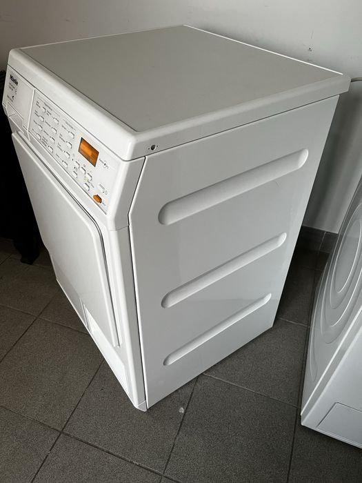 Сушильна машина Miele
