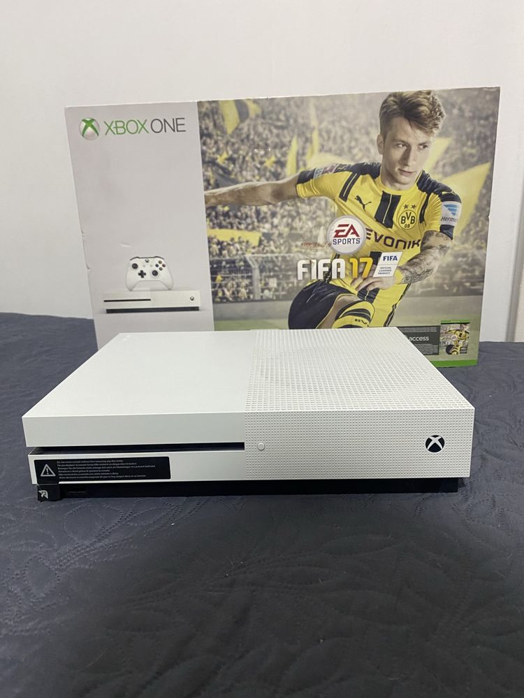 Xbox one 500GB / Go