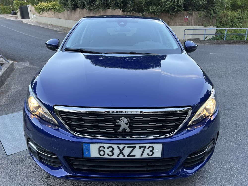 Peugeot 308 1.5 HDI 130 cv Active Caixa Automática