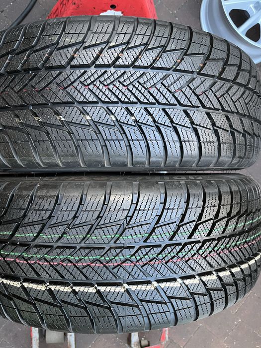 2x 215/55/18 Bridgestone Blizzak LM 001 NOWE 2023/24 rok