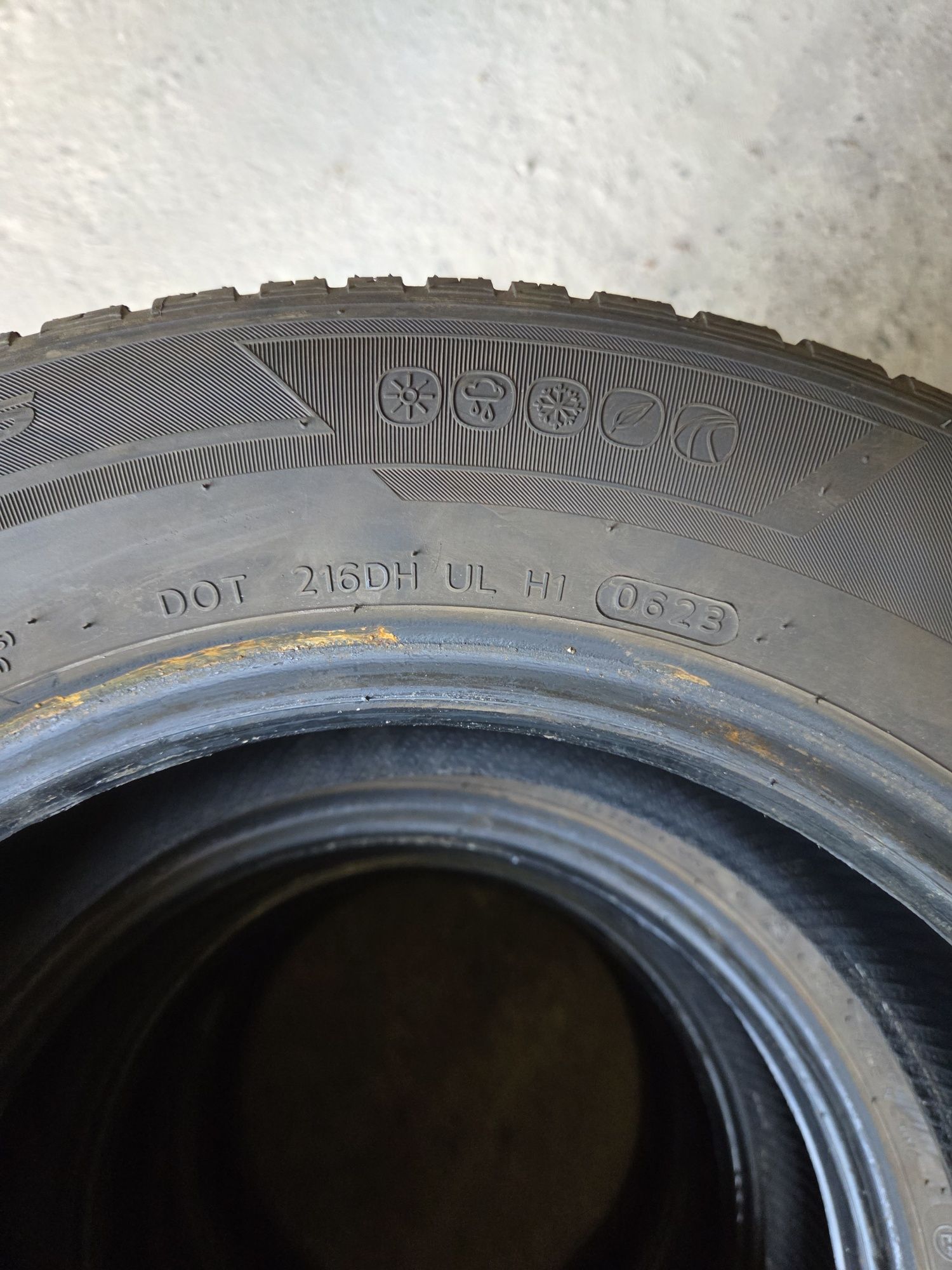 Opony caloroczne  195 65r15  Hankook rok  2023