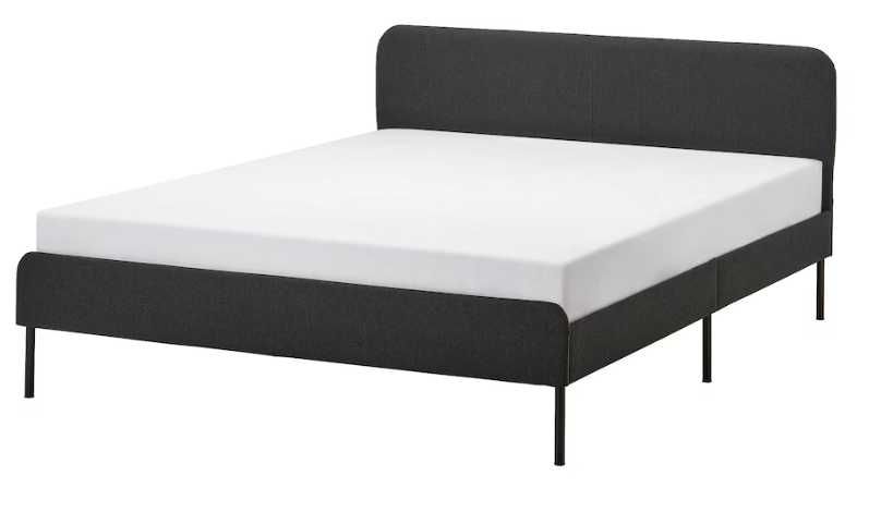 Quarto completo(Cama com colchão + mesas de cabeceira)