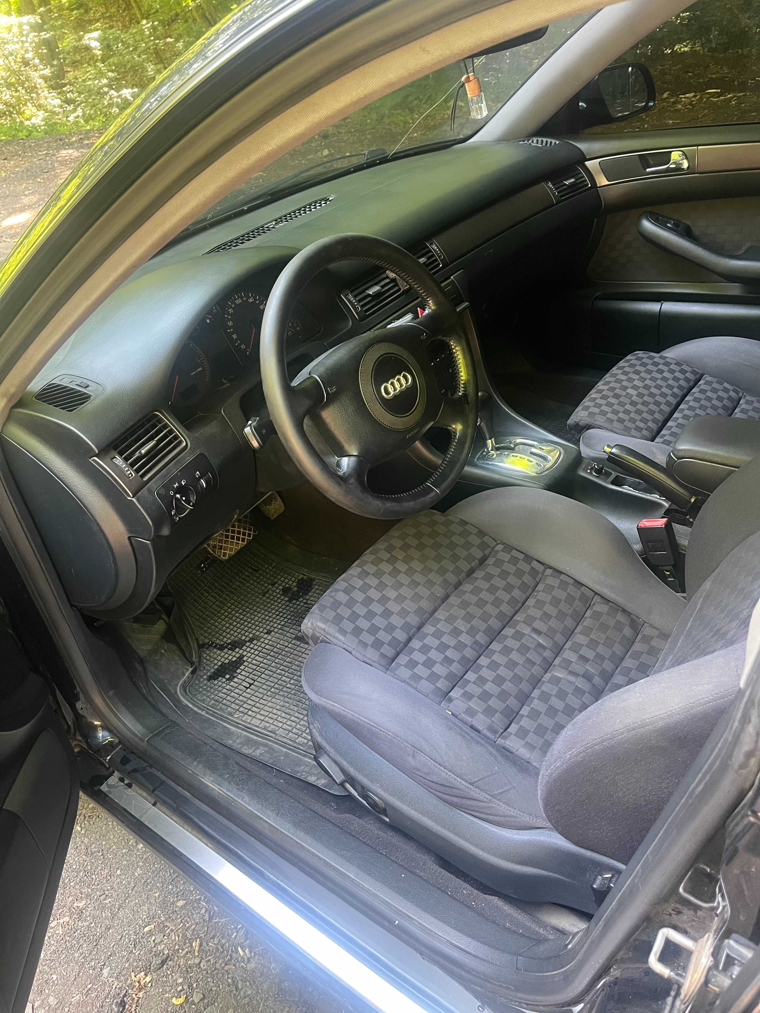Audi A6 2.5tdi АКПП 2001р