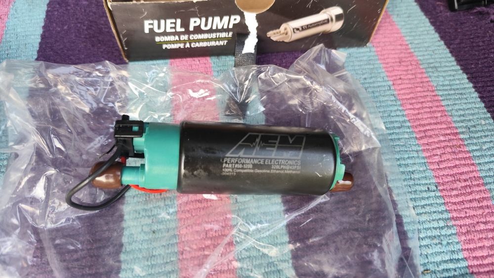 Bomba de combustível AEM 340 LH