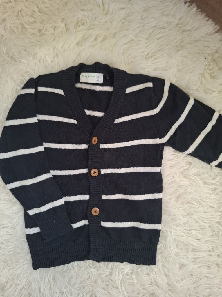 Sweter dla chłopca 98 paski