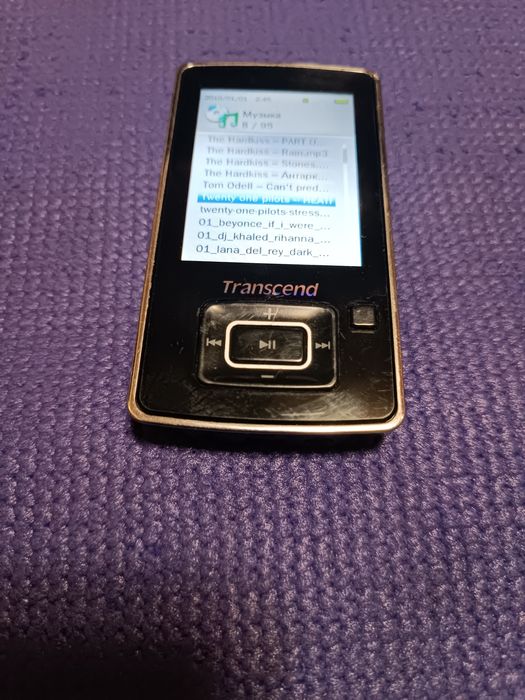 МП 3 плеер Transcend MP870 4 GB.