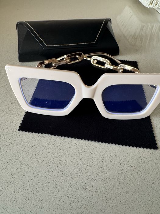 Armaçao de oculos Nude