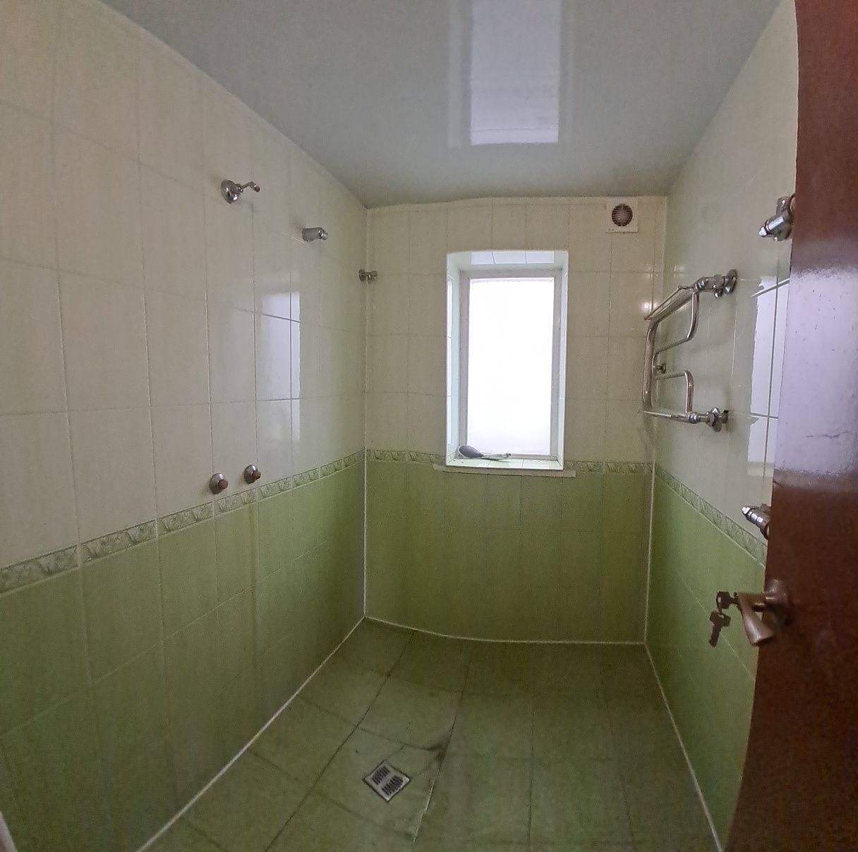 Продам дом со своим берегом в г. Самар (Новомосковск)
