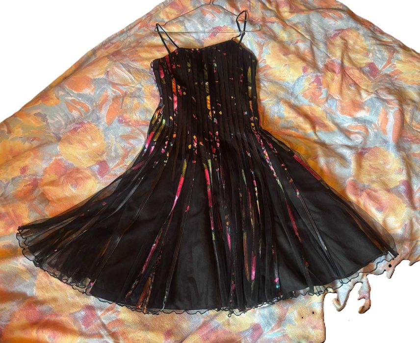 sukienka wyjściowa  czarna i kolorowa ,amerykańska