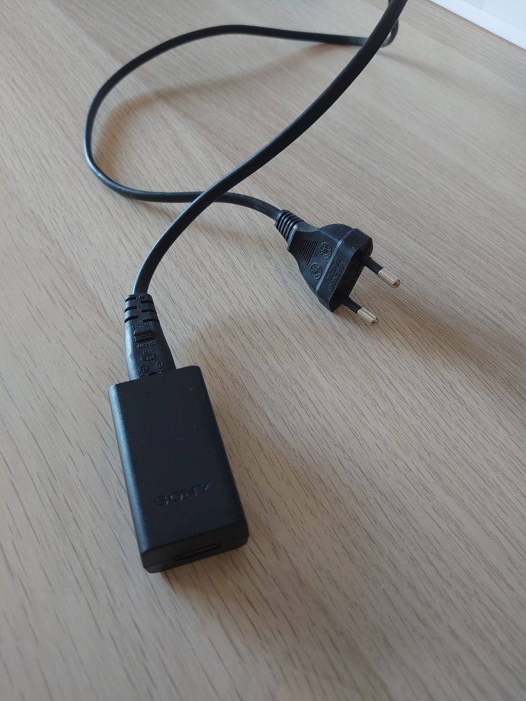 Carregador USB Sony