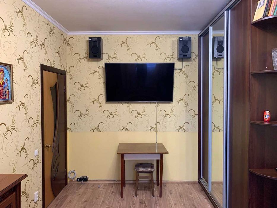 Свободна! Комната в аренду посуточно ж/м Бортничи