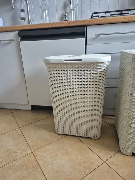 Kosz na pranie, pojemnik na bieliznę CURVER 40L