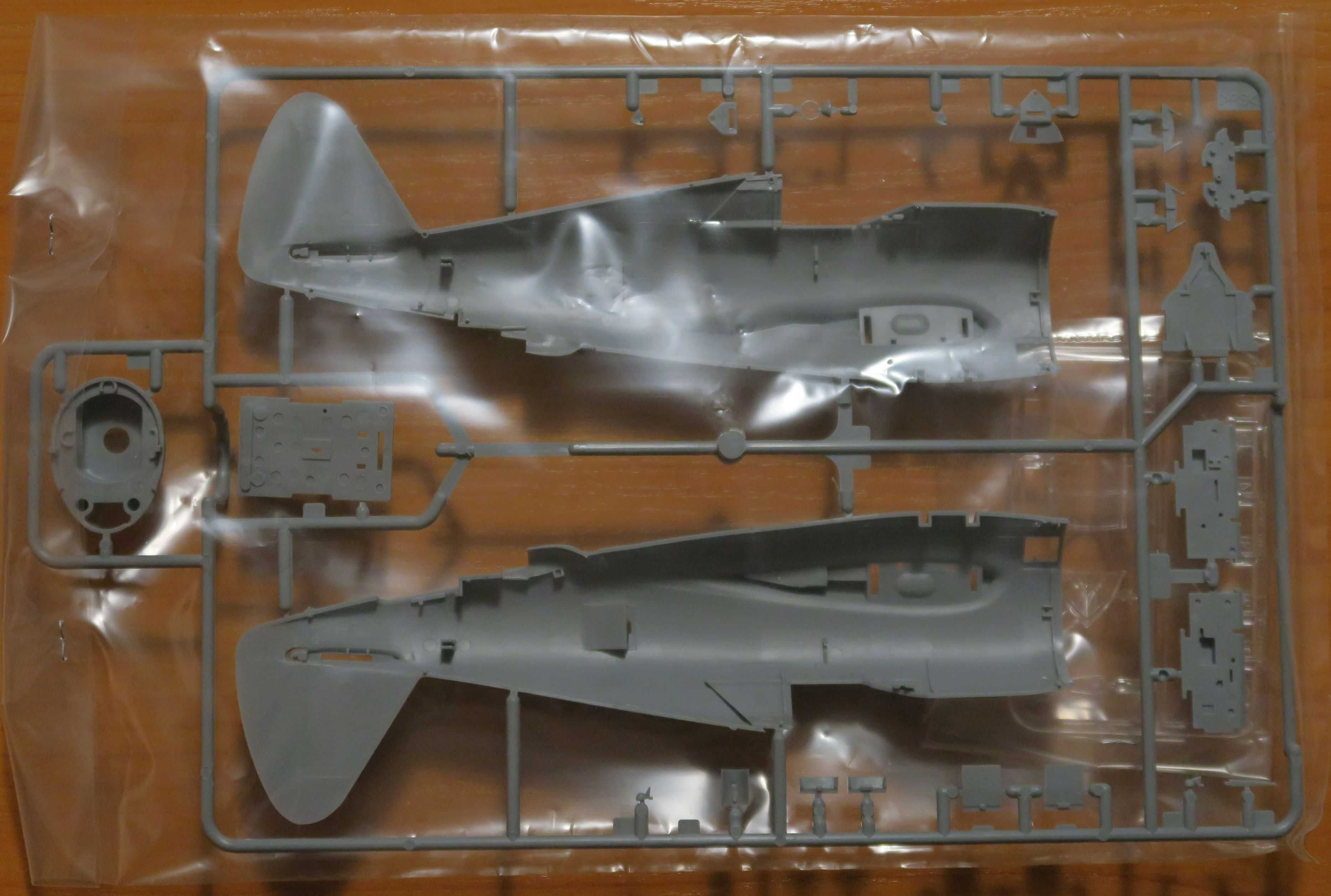 Model sklejania do P-47D Thunderbolt Razorback w skali 1/48 TAMIYA