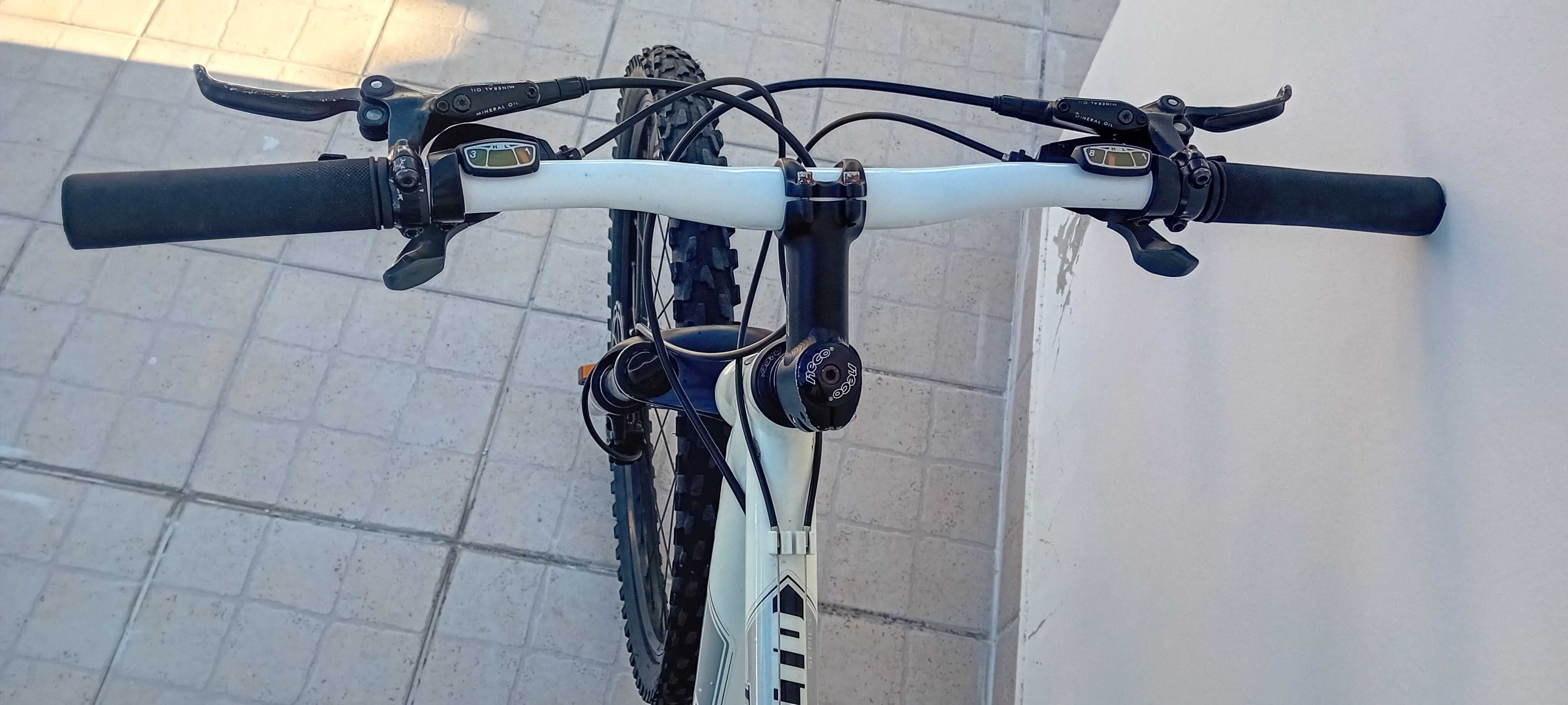 Bicicleta Berg TraiRock LTD - Roda 26 - Quadro M - Bom estado