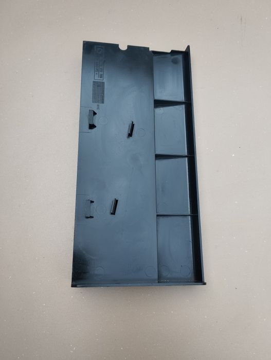 BMW E36 Sedan coupe Mocowanie trójkąta w bagażnik uchwyt zmieniarka