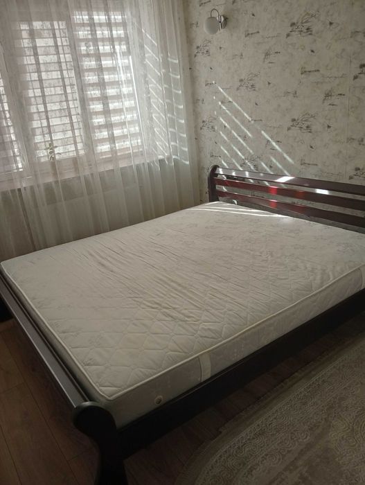 Ліжко двоспальне