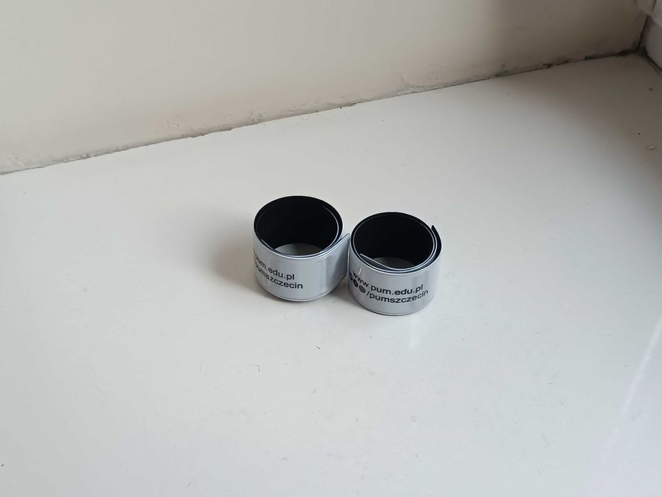 Opaska odblaskowa odblaski na rękę rower wózek samozaciskowa biała