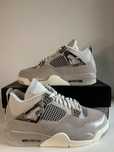 Jordan 4 Retro “Frozen Moments” - 44