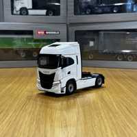 Model 1:50 WSI Iveco S-Way AS High 4x2