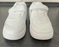 Білі кросівки для хлопчика / дівчинки
