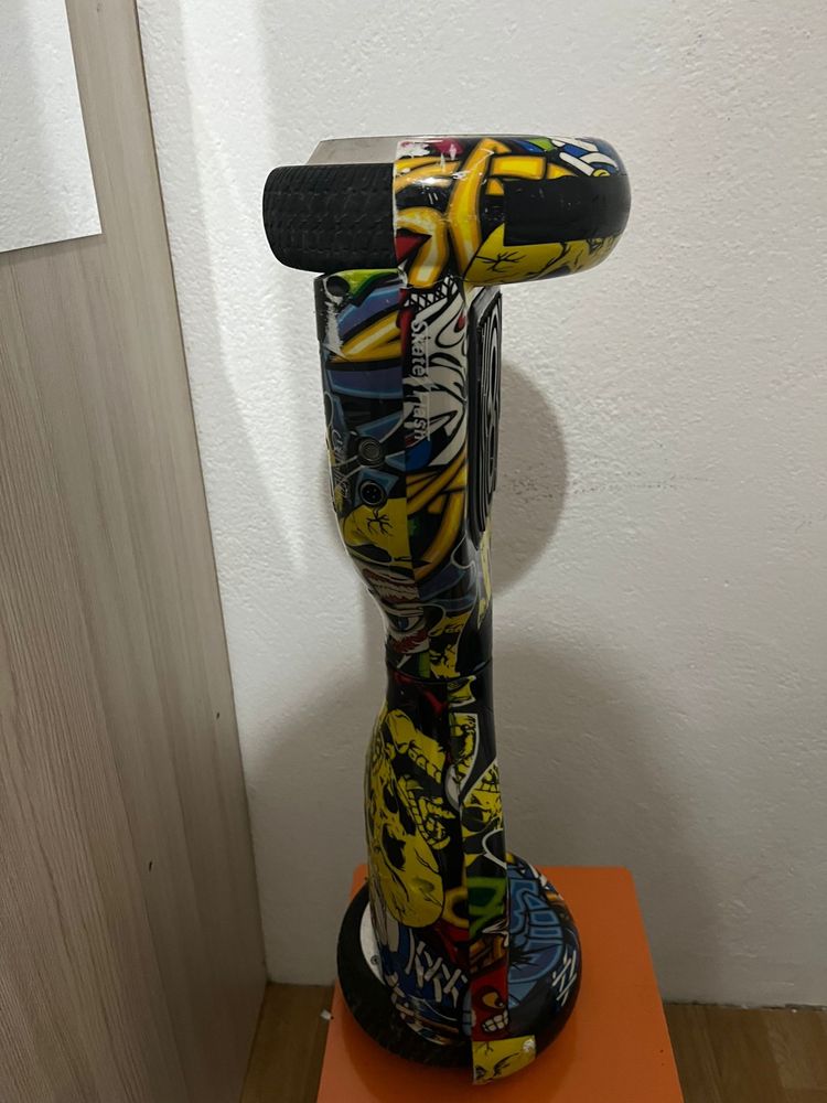 Hoverboard praticamente sem uso