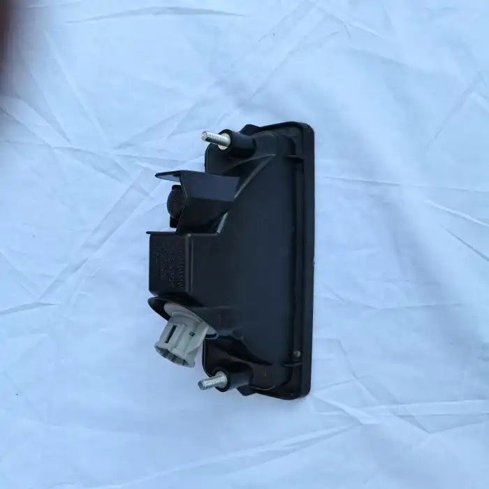 ПТФ фонарь в задний бампер туманка Ниссан Рог Nissan Rogue 2014-2017+