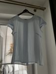 Zwiewna elegancka koszulka Malecki