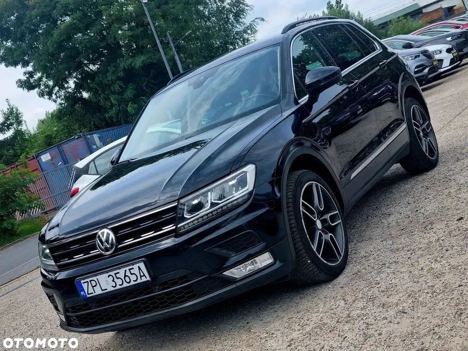 Volkswagen Tiguan 4x4 Full LED Serwis Navi Parktronic ACC Climatronic Gwarancja!