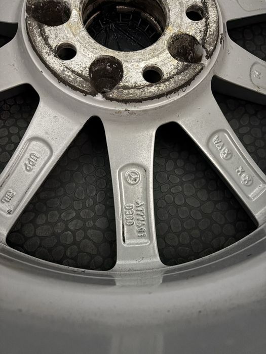 Диски Mercedes 5*112 R17 6.5J*17H2 ET44