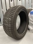 Komplet opon zimowych Yokohama BluEarth-Winter V906 225/45 R17 91H
