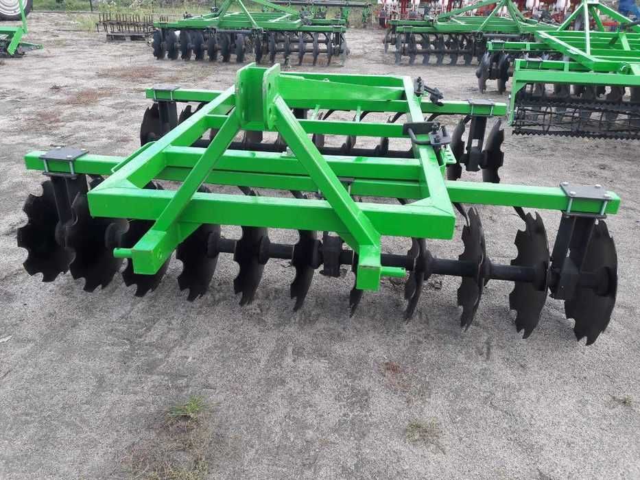 Дискова борона навісна Bomet 2,40 м польська лущильник дисковая борона
