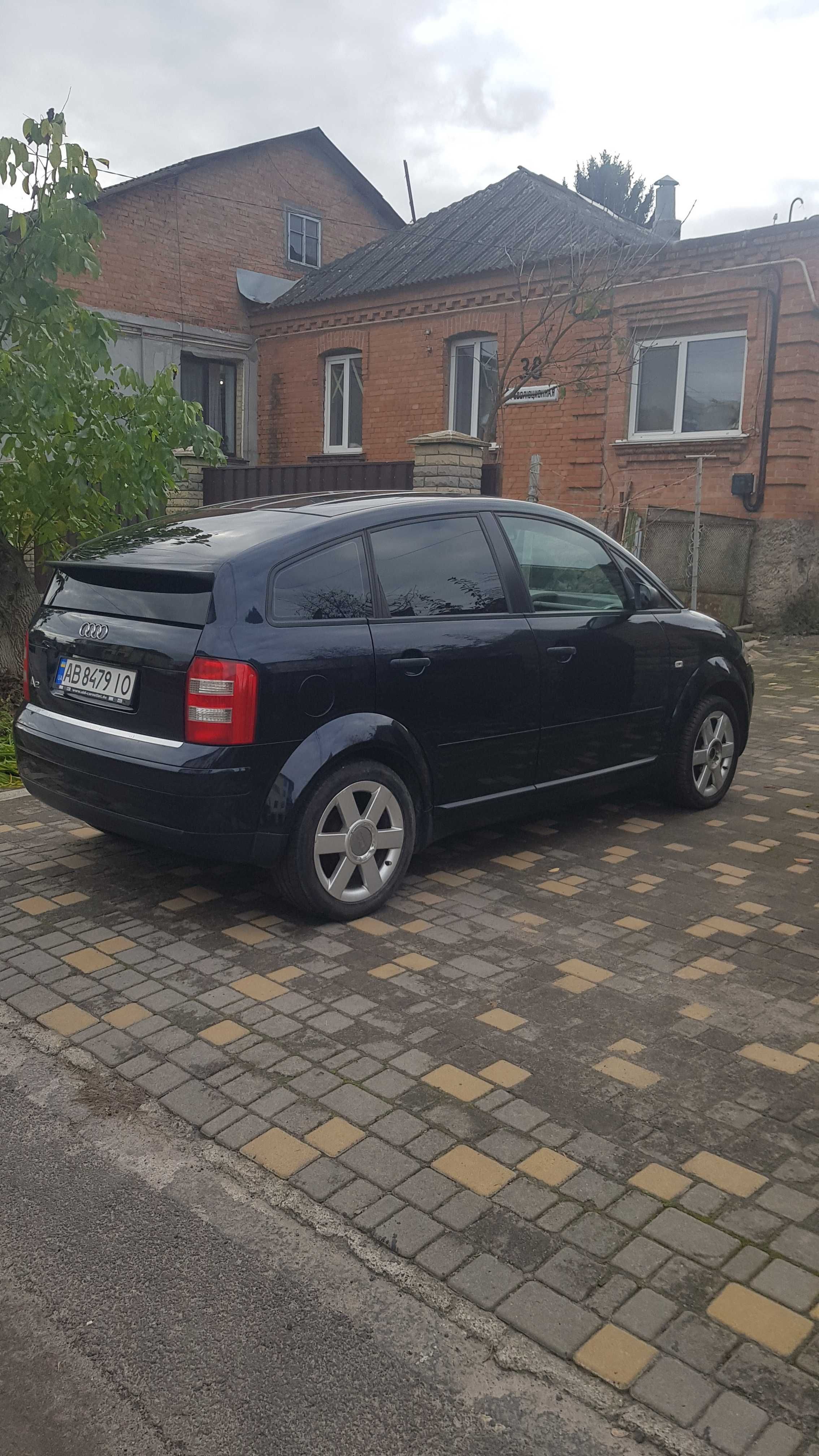 Audi A2 1.4i MT бензин.