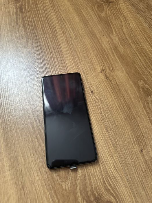 Продам телефон Самсунг М 53 5 G