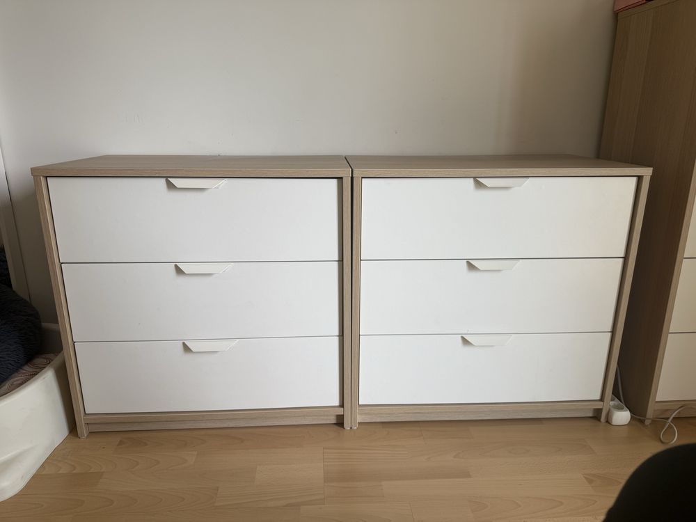 2 Cómodas c/ 3 Gavetas
