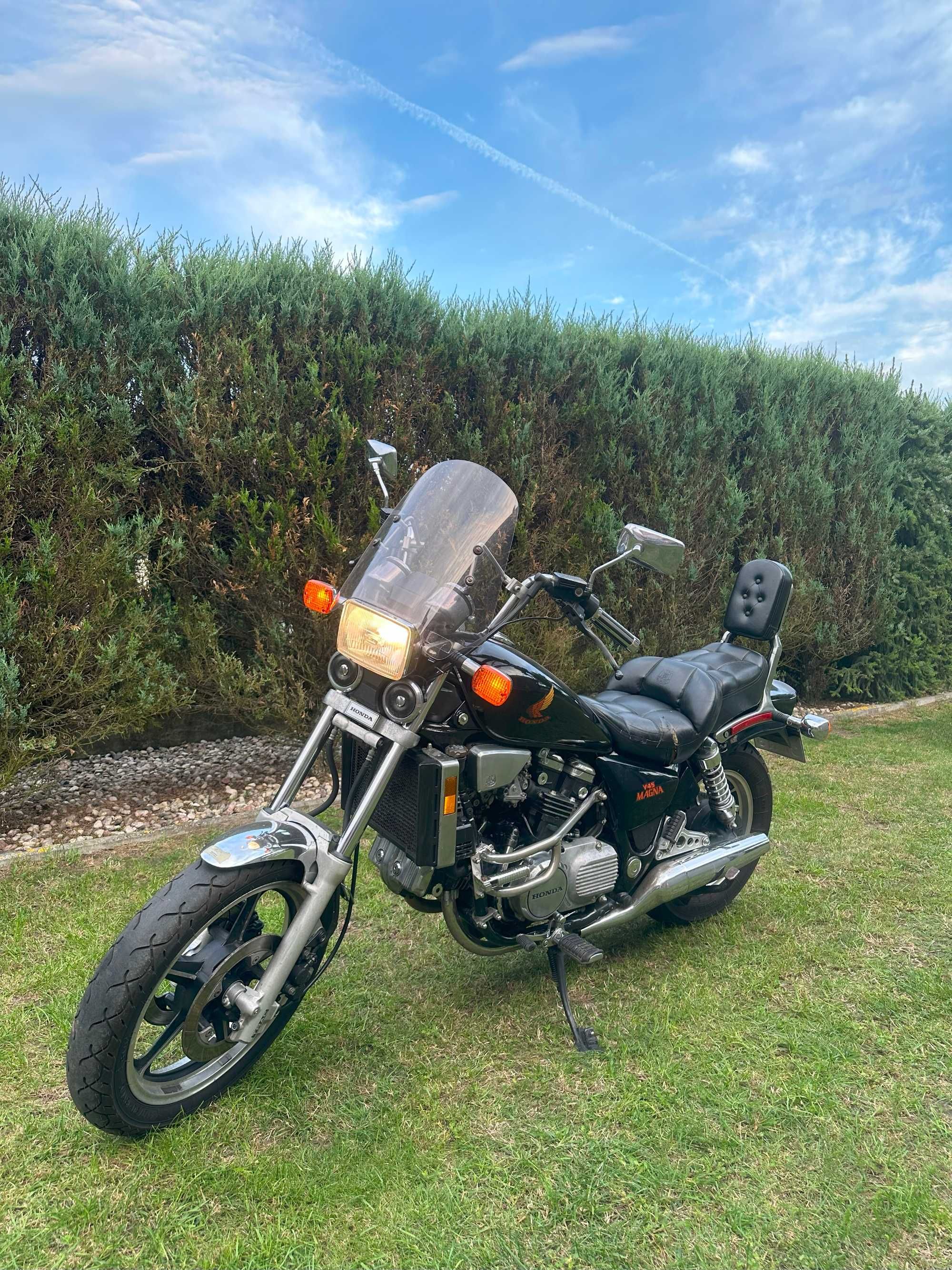 Honda Magna VF750