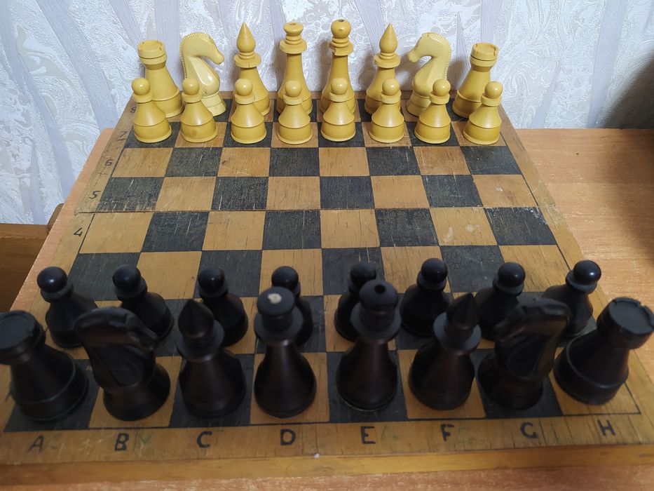 Шахматы СССР. 29*29см.