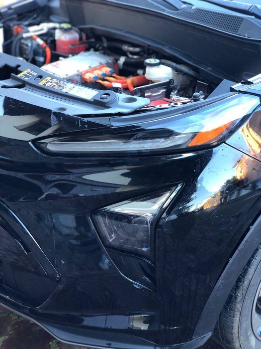 Chevrolet bolt euv ev premier електромобіль продаж продається електрич