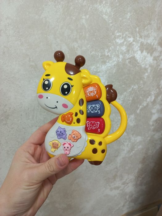 Музична дитяча жирафа, стан ідеальний