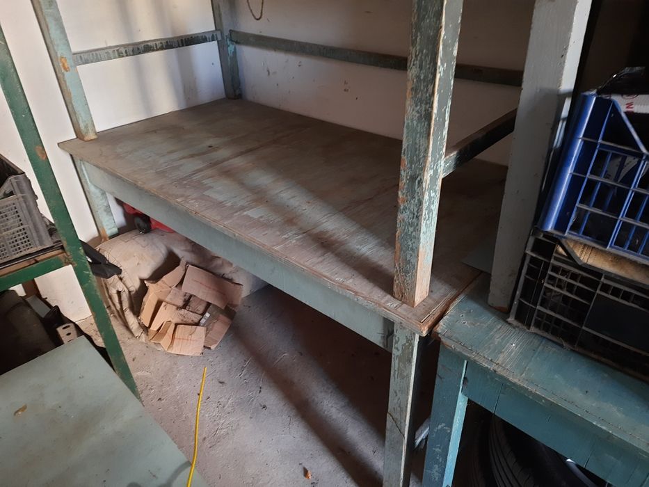 Продам столи для гаража чи дачі