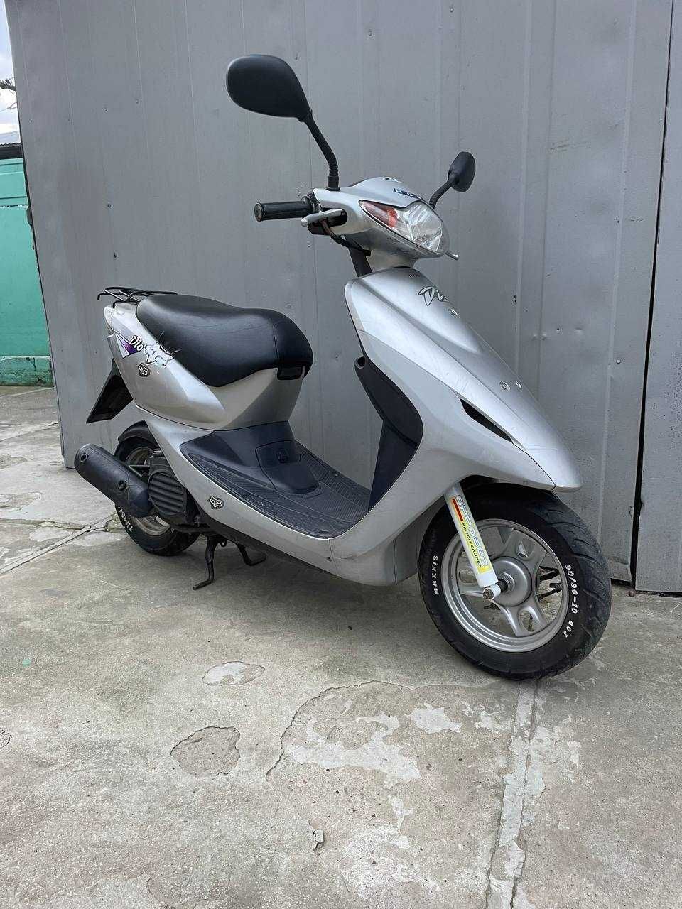 Продам скутер Honda Dio 56